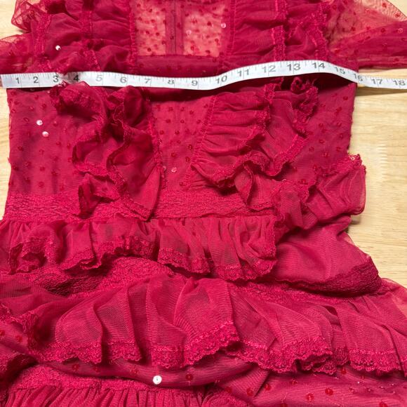 Mac Duggal NWOT Red Sequin Tiered Lace Ruffle High Neck Mesh Victorian Gown Sz 2 - Picture 5 of 8